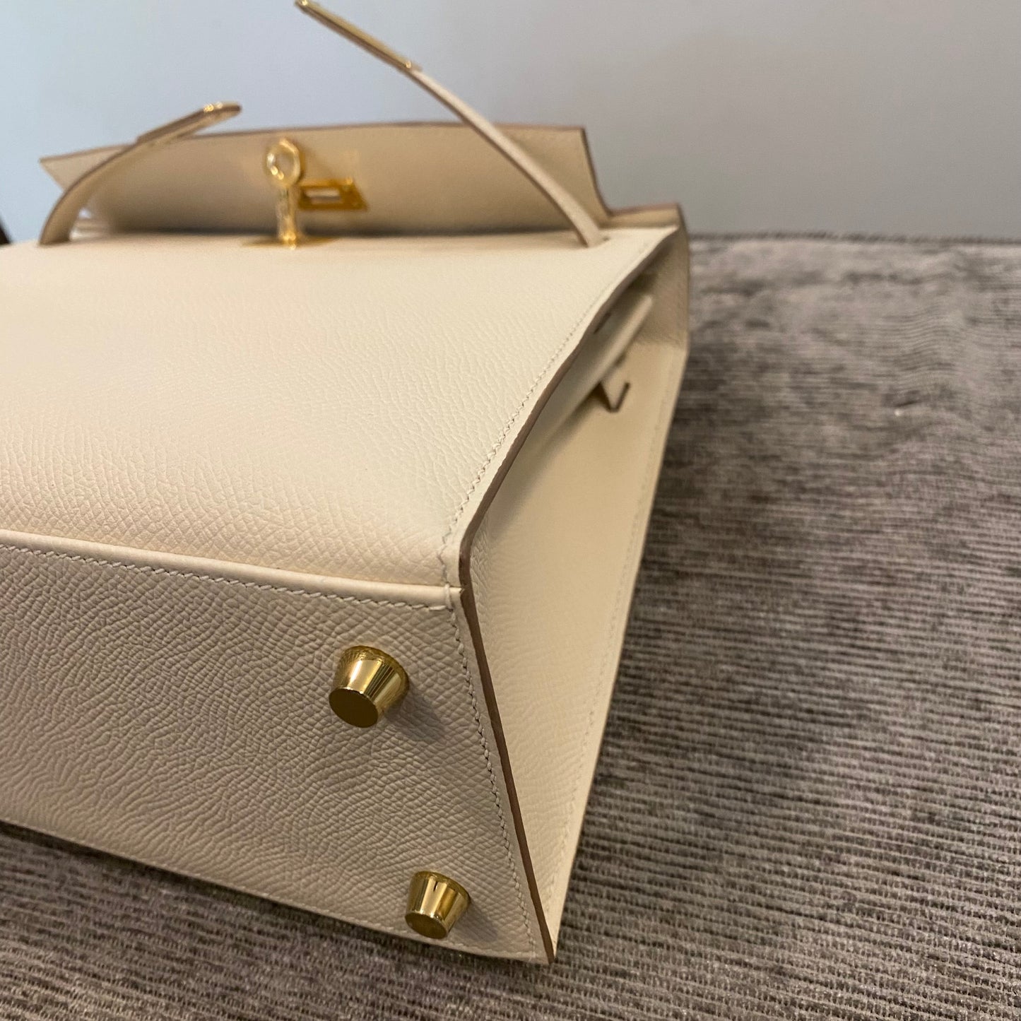 Kelly 25 craie sellier Gold Hardware