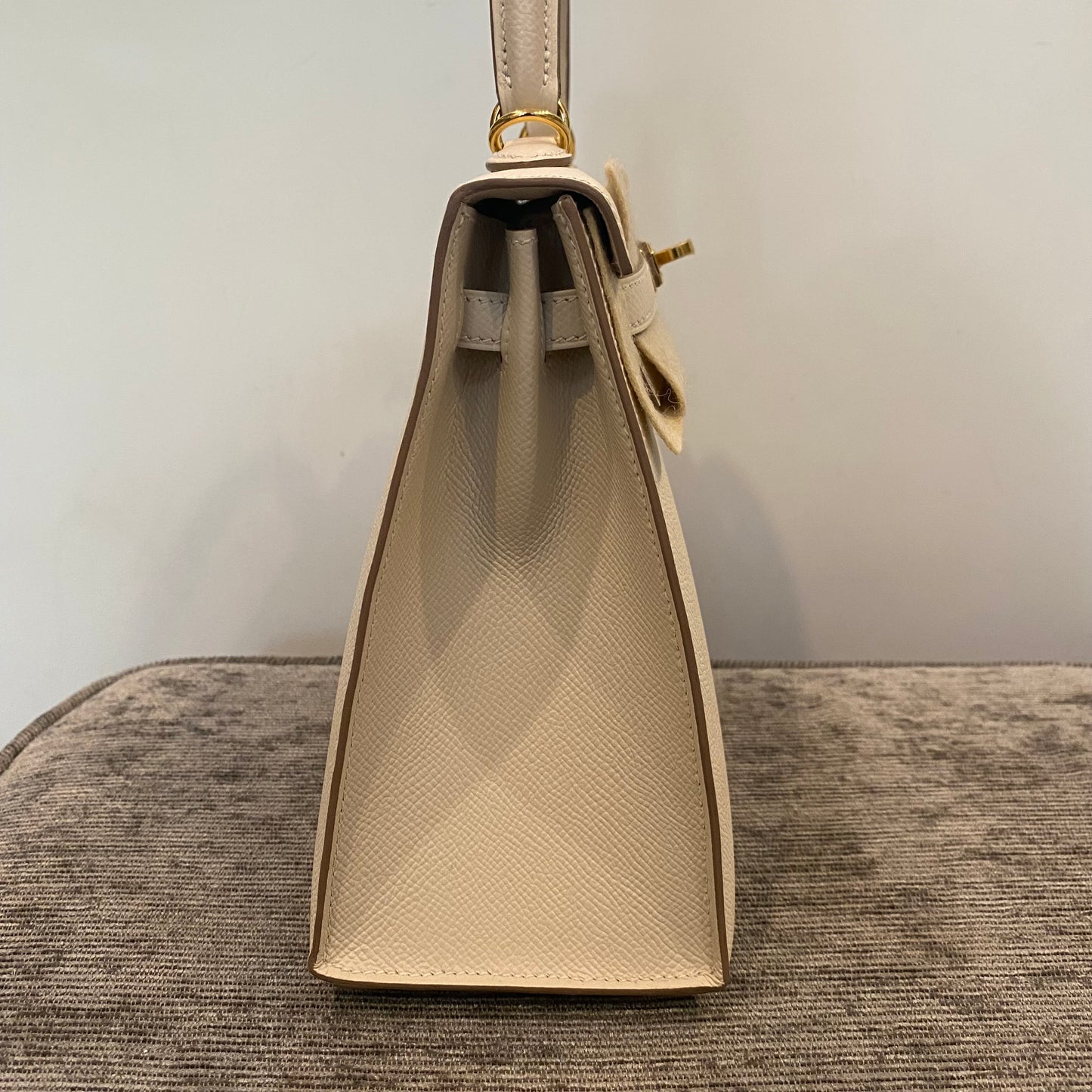 Kelly 25 craie sellier Gold Hardware